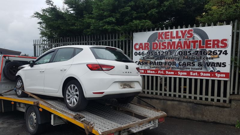 2015 SEAT/CUPRA LEON 1.6 TDI 90HP SE 5DR for breaking