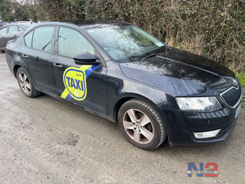 2015 SKODA OCTAVIA AMBITION 1.6 TDI 105HP DSG 4 4DR AUTO for breaking