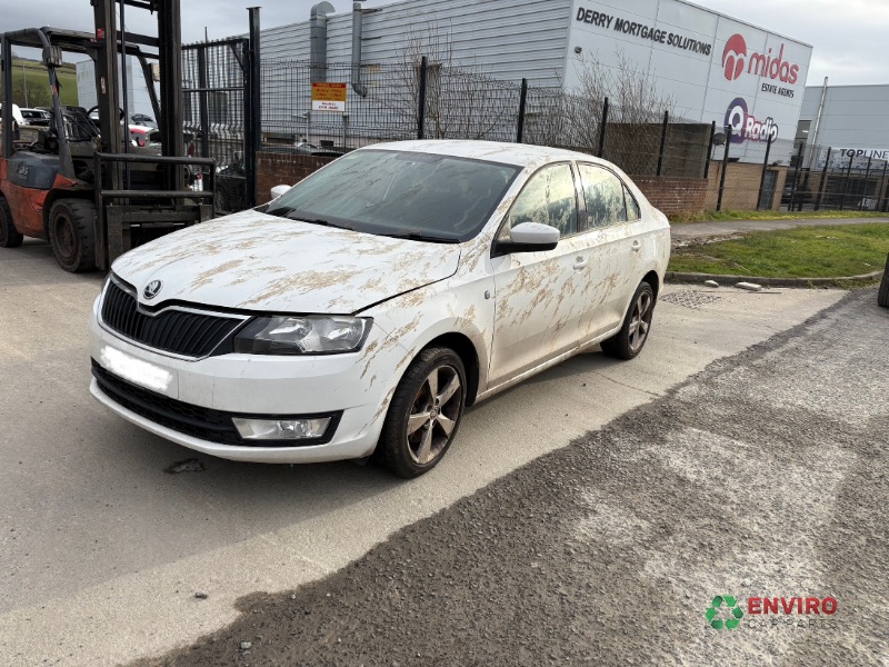 2015 SKODA RAPID ELEGANCE TDI CR for breaking