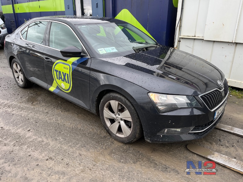 2015 SKODA SUPERB 1.6 TDI SE 120PS 5DR AU AUTO for breaking