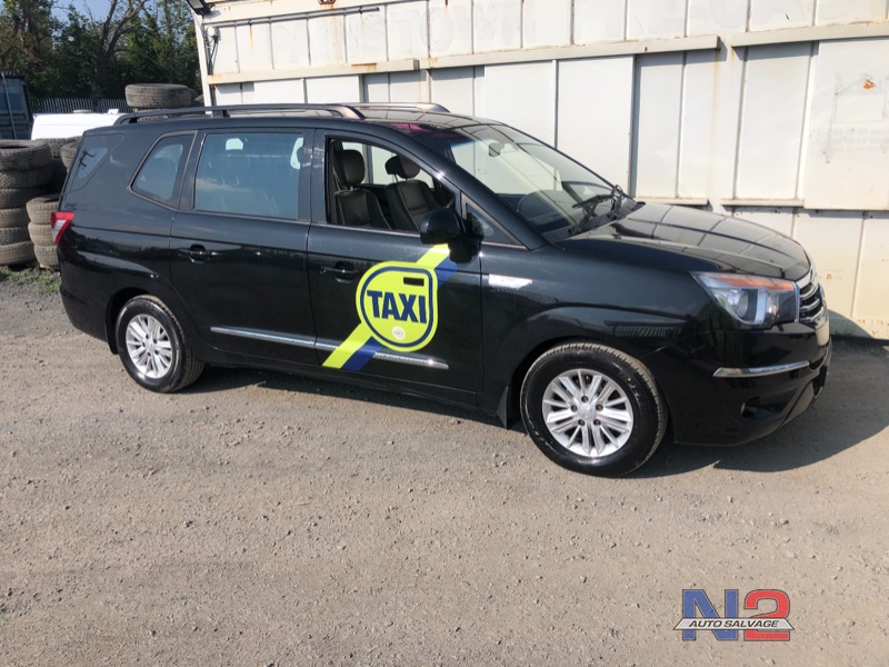 2015 SSANGYONG RODIUS EXECUTIVE 2WD 5DR AUTO for breaking