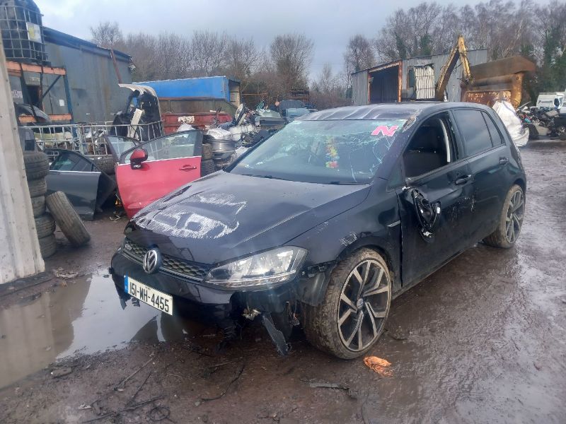 2015 VOLKSWAGEN GOLF 1.6 TDI MATCH BLUEMOTION 105PS 5 5DR for breaking