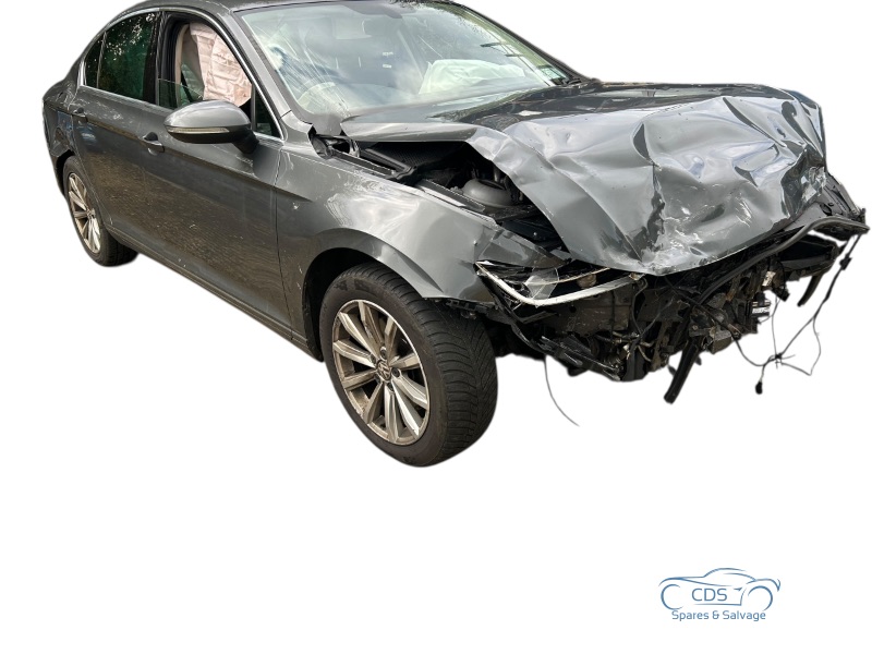 2015 VOLKSWAGEN PASSAT 2.0 TDI SE BUSINESS BLUEMOTION 150PS 4DR for breaking