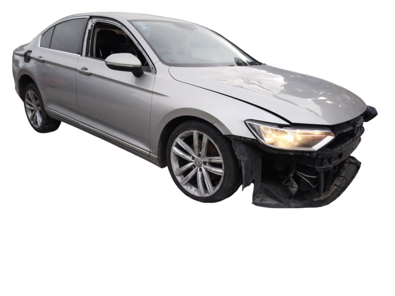 2015 VOLKSWAGEN PASSAT COMFORTLINE 1.6 TDI MANUAL 6SPEED FWD 120HP 4DR for breaking