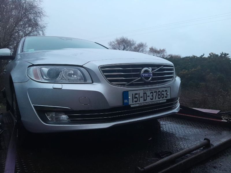 2015 VOLVO S80 D4 SE LUXURY 4DR for breaking