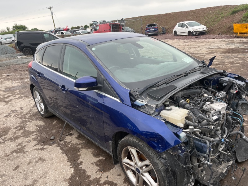 2016 FORD FOCUS 1.0 ZETEC ECOBOOST 100PS 5DR for breaking