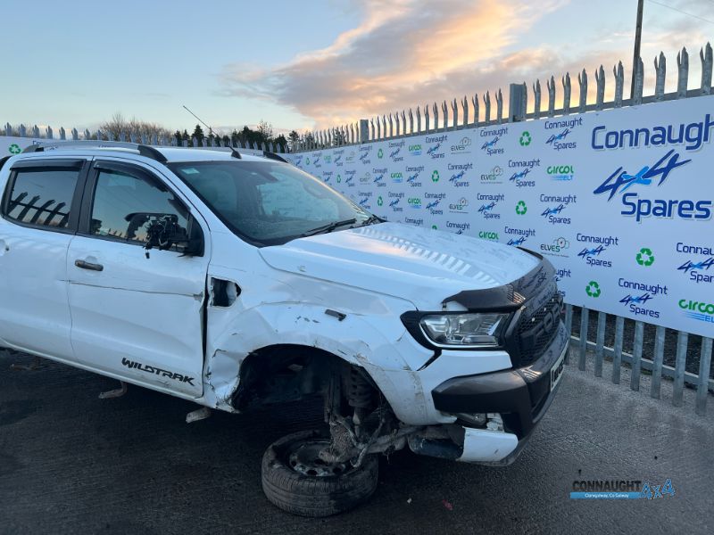 2016 FORD RANGER 3.2 TDCI WILDTRAK 4WD 20 200PS 4DR for breaking