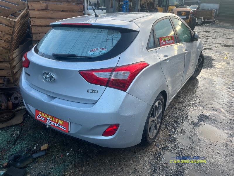 2016 HYUNDAI I30 1.4 SE 100PS 5DR BLUE DRIVE for breaking