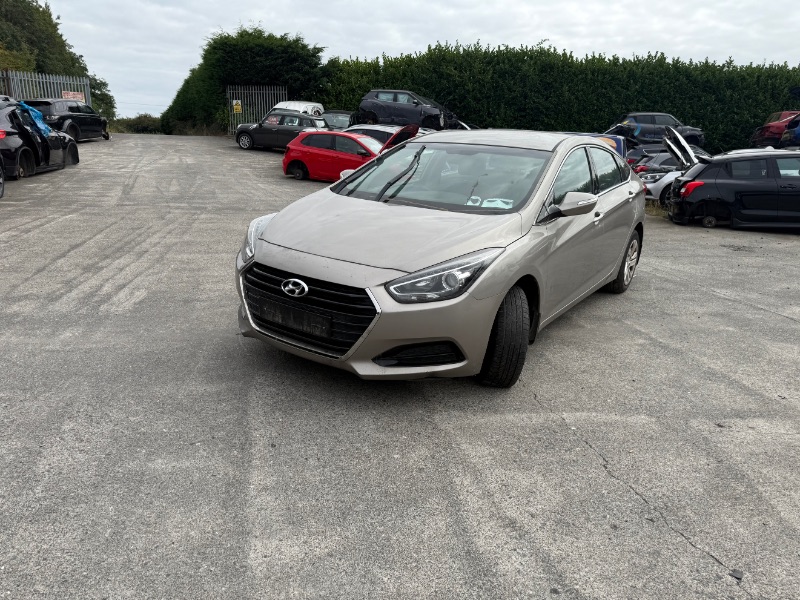 2016 HYUNDAI I40 COMFORT 4DR for breaking