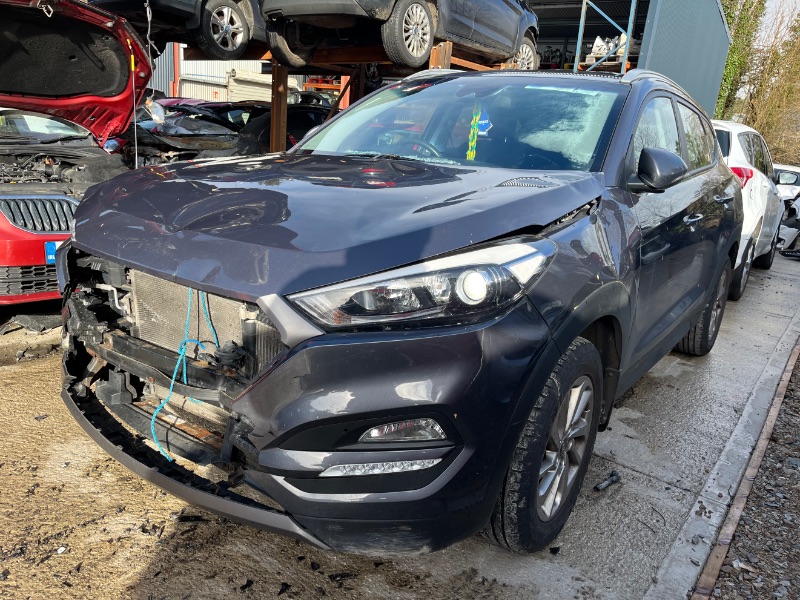 2016 HYUNDAI TUCSON 1.7 SE 116PS 5DR CRDI for breaking