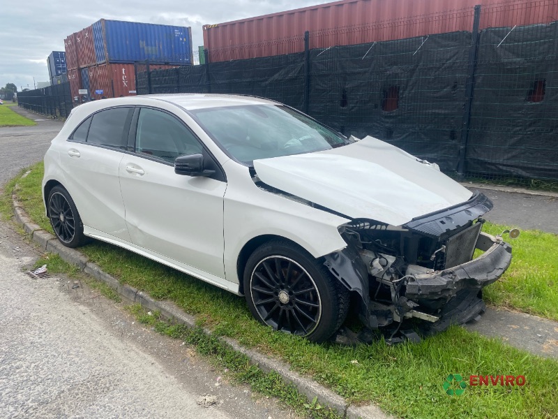 2016 MERCEDES A-CLASS 180 D AMG LINE EXECUTIVE for breaking