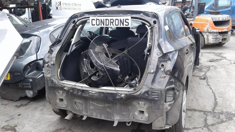 2016 NISSAN PULSAR 1.5 DSL XE E6 4DR for breaking