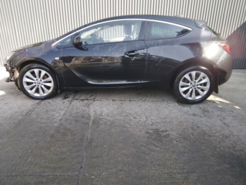 2016 OPEL ASTRA GTC SRI 1.6 CDTI 136PS S/S 3DR for breaking
