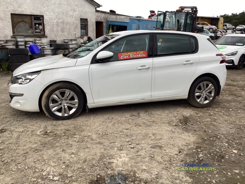 2016 PEUGEOT 308 ACTIVE 1.6 BLUE HDI 100 4DR for breaking