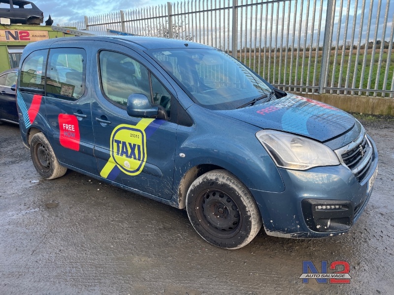 2016 PEUGEOT PARTNER TEPEE 100 MCP STT 4DR AUTO for breaking