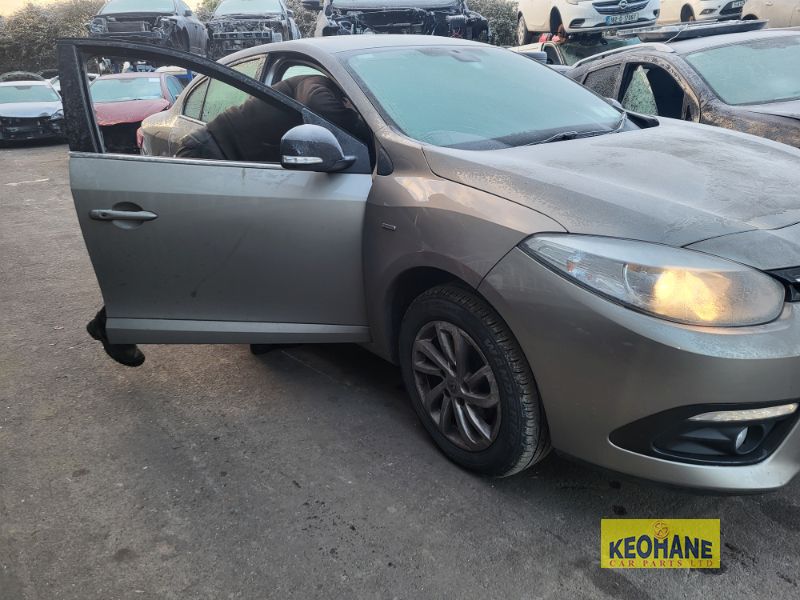 2016 RENAULT FLUENCE LIMITED EDITION 1.5 DCI 95 201 4DR for breaking