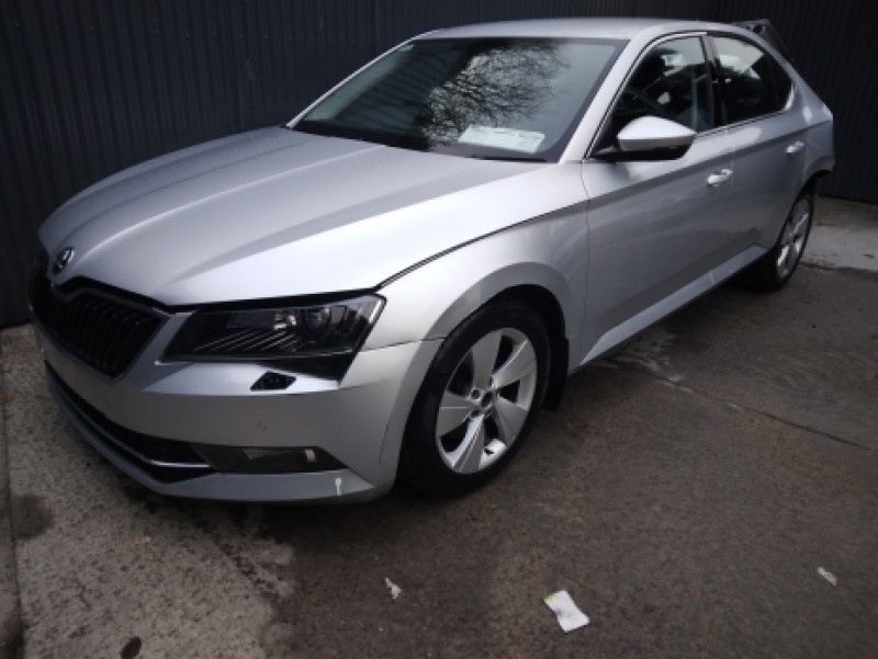 2016 SKODA SUPERB AMBITION 1.6 TDI 120BHP DSG 4 4DR AUTO for breaking