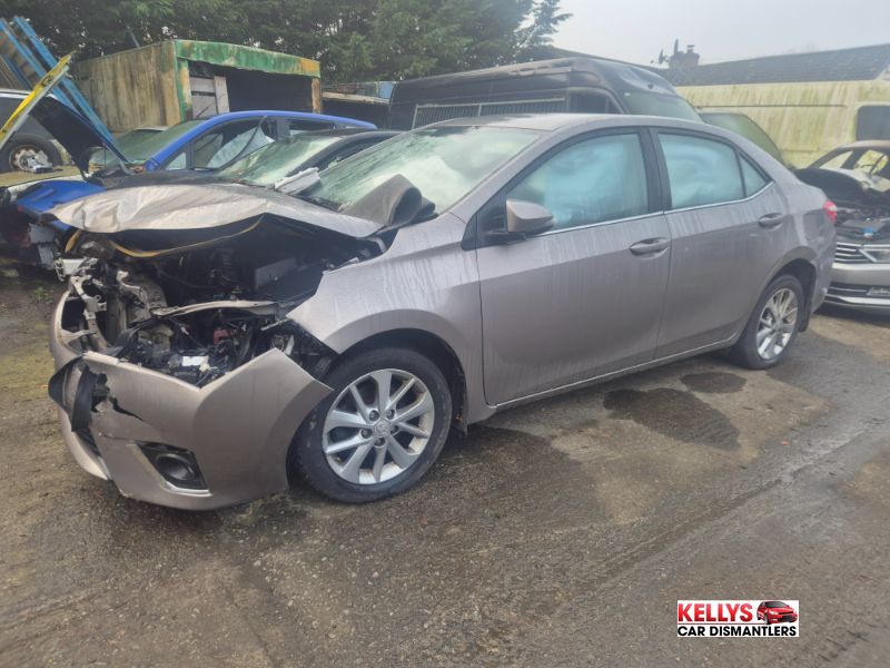 2016 TOYOTA COROLLA 1.4 D-4D LUNA 4DR for breaking