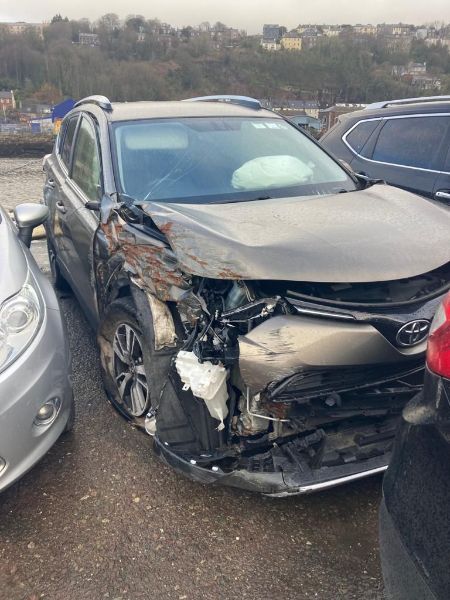 2016 TOYOTA RAV4 RAV4 2.0 D-4D LUNA 4DR for breaking