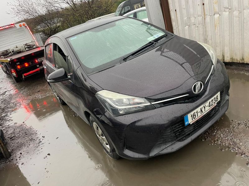 2016 TOYOTA VITZ DBA-NSP130 5DR AUTO for breaking