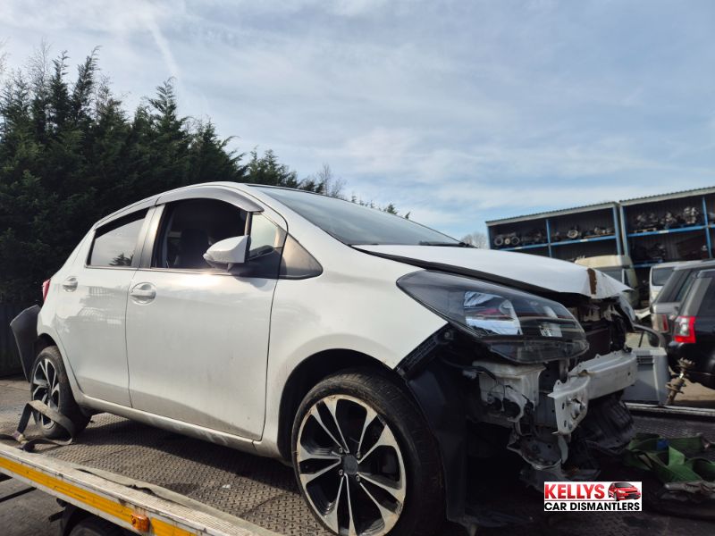 2016 TOYOTA VITZ KSP130 5DR AUTO for breaking