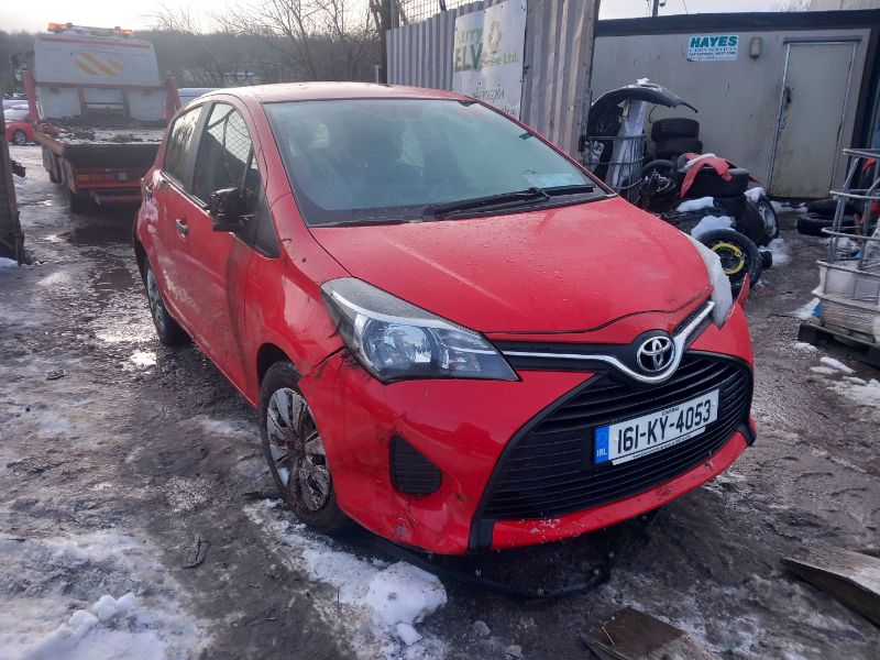 2016 TOYOTA YARIS 1.0 VVT-I ACTIVE 68BHP 5DR for breaking