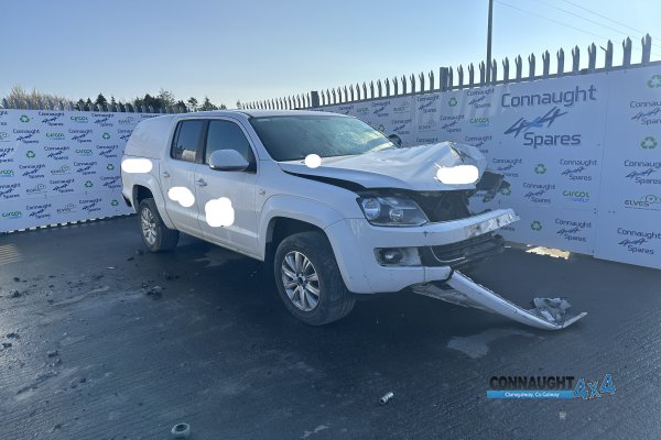 2016 VOLKSWAGEN AMAROK HIGHLINE TDI 180HP M6A 4DR for breaking