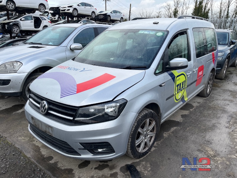2016 VOLKSWAGEN CADDY MAXI TREND TDI 102HP D6F 5DR A for breaking