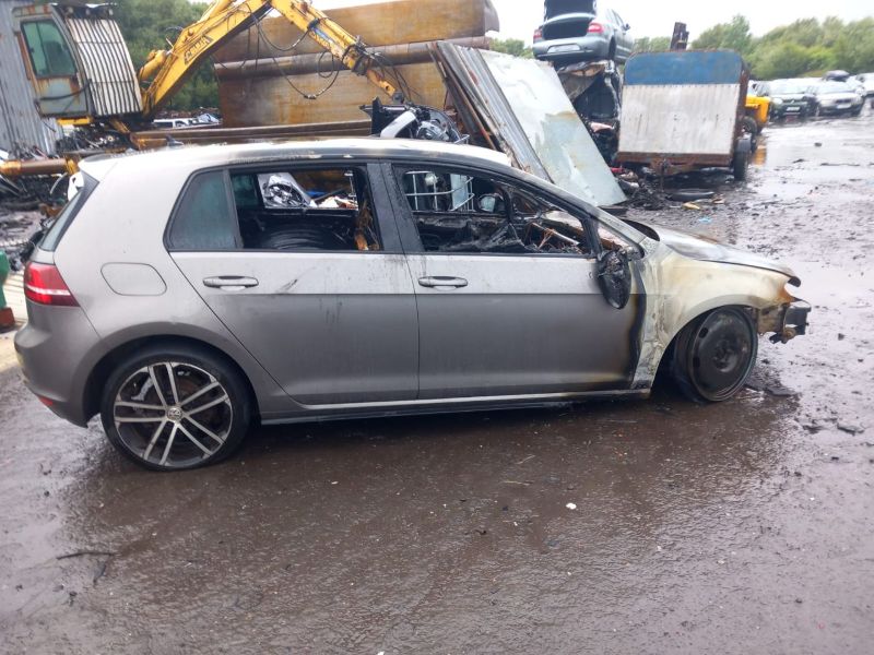 2016 VOLKSWAGEN GOLF 2.0 TDI GTD 184PS 5DR AUTO for breaking