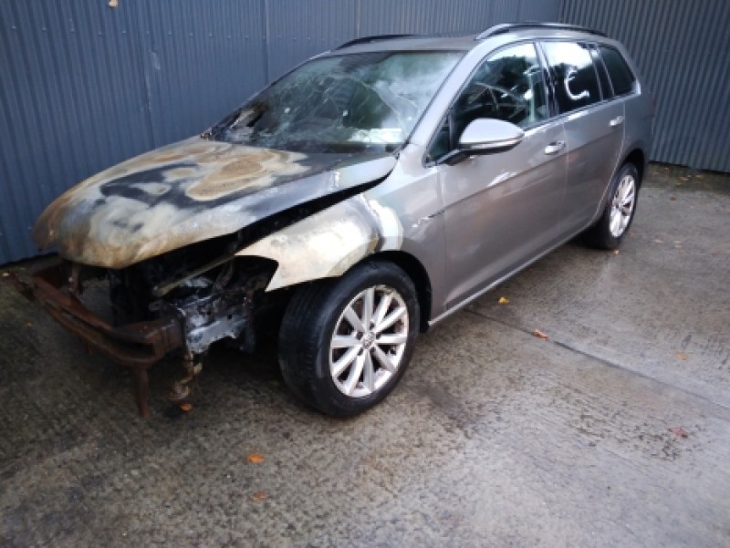 2016 VOLKSWAGEN GOLF  for breaking