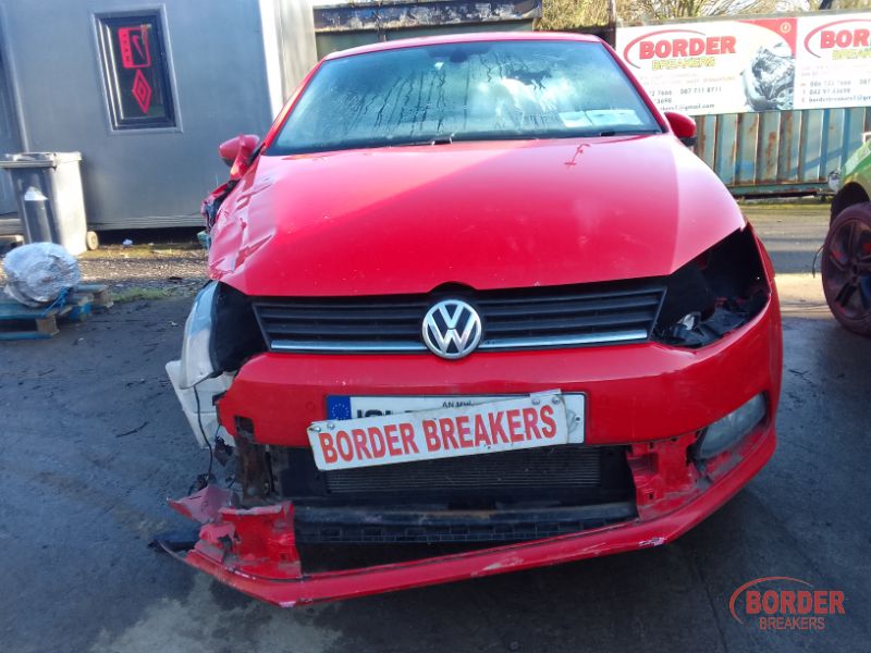 2016 VOLKSWAGEN POLO 1.4 TDI SEL 90PS 5DR for breaking