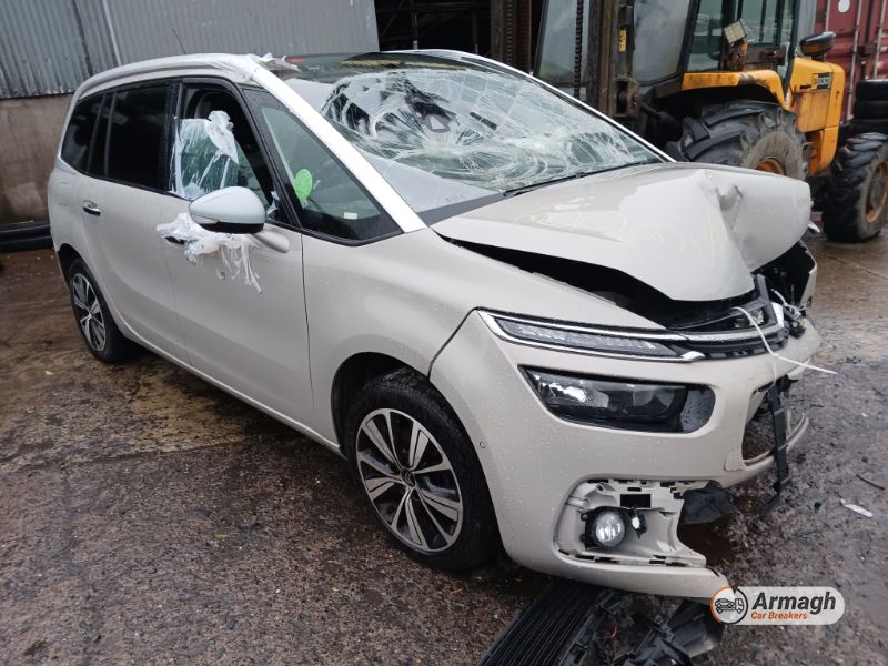 2017 CITROEN/DS C4 GRAND PICASSO GR FLAIR BLUEHDI SS for breaking