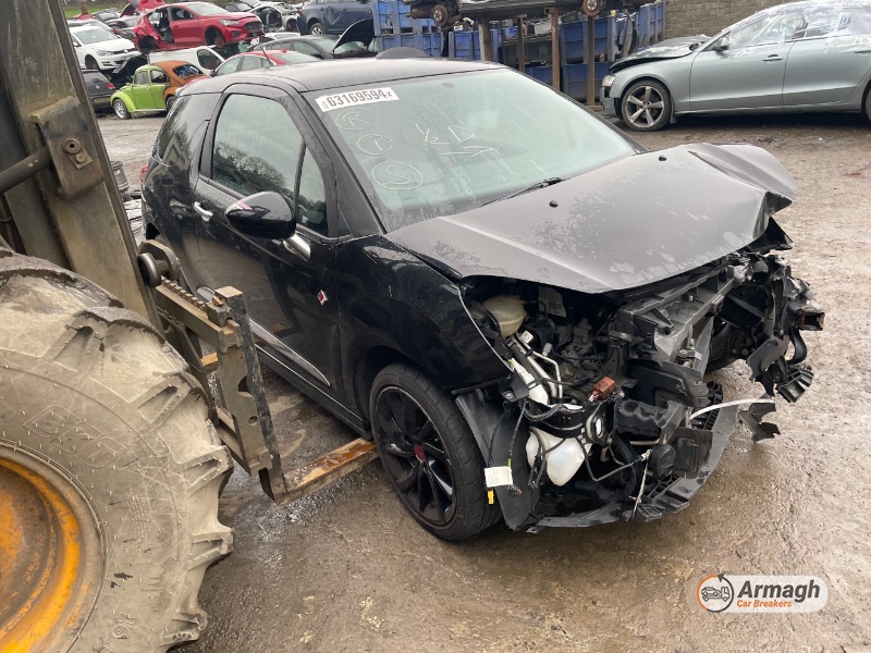 2017 CITROEN/DS DS3 PERF LINE BLUEHDI S/S for breaking