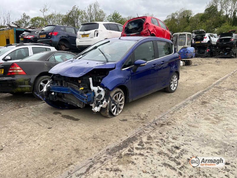 2017 FORD B-MAX TITANIUM NAVIGATOR for breaking