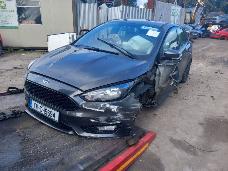 2017 FORD FOCUS 1.0 ST-LINE ECOBOOST 125 125PS 5DR T for breaking