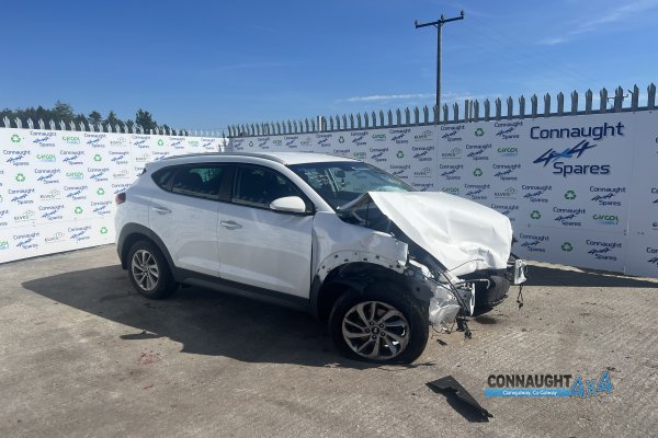 2017 HYUNDAI TUCSON 1.7 EXECUTIVE 5DR for breaking