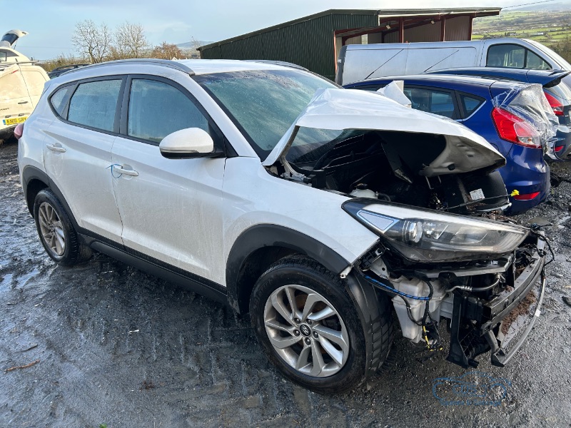 2017 HYUNDAI TUCSON SE BLUE DRIVE 2WD CRDI for breaking