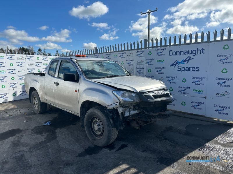 2017 ISUZU D-MAX 2.5 TD 161HP 4X4 E/C T/TU T/TURBO 4DR for breaking