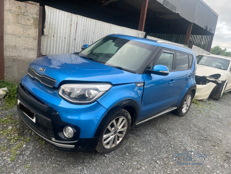 2017 KIA SOUL 2 CRDI S-A for breaking