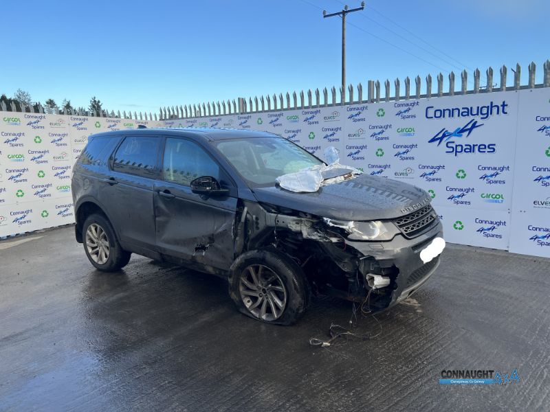 2017 LAND ROVER DISCOVERY SPORT SE TECH TD4 for breaking