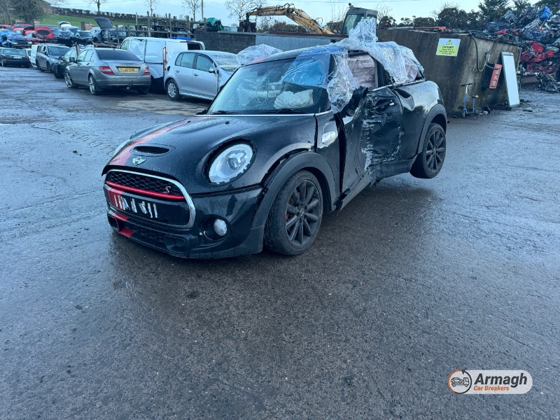 2017 MINI COOPER S for breaking
