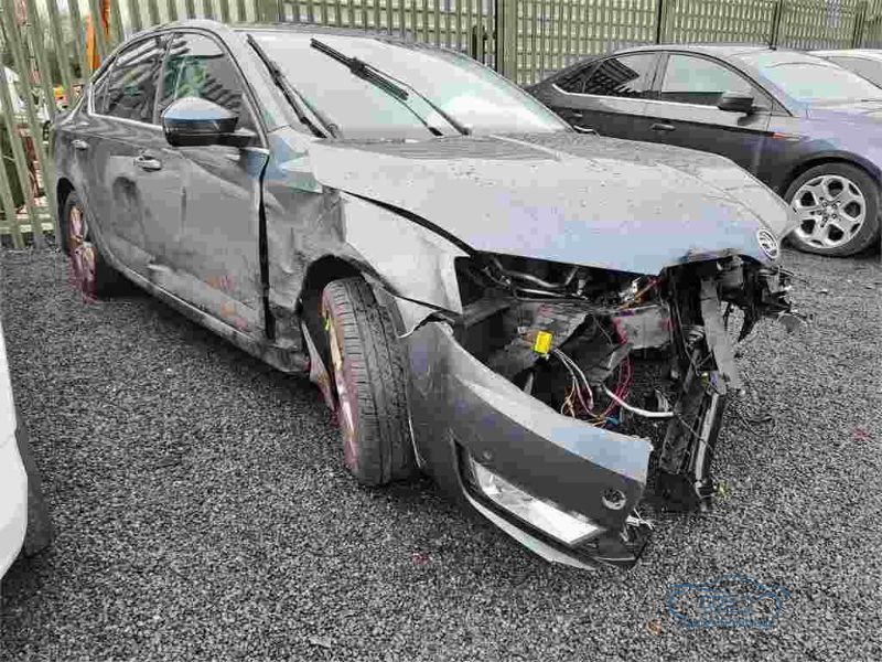 2017 SKODA OCTAVIA 1.6 TDI SE TECHNOLOGY 110PS 5DR for breaking