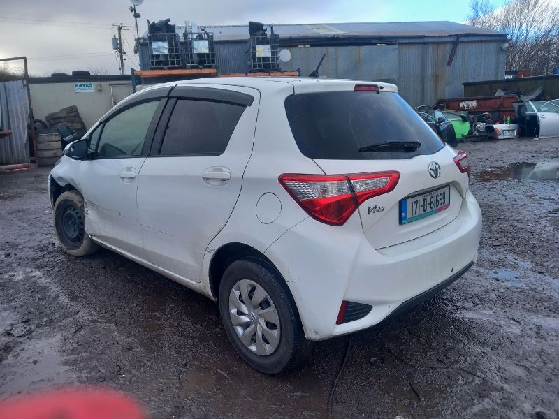 2017 TOYOTA VITZ KSP130 5DR AUTO for breaking