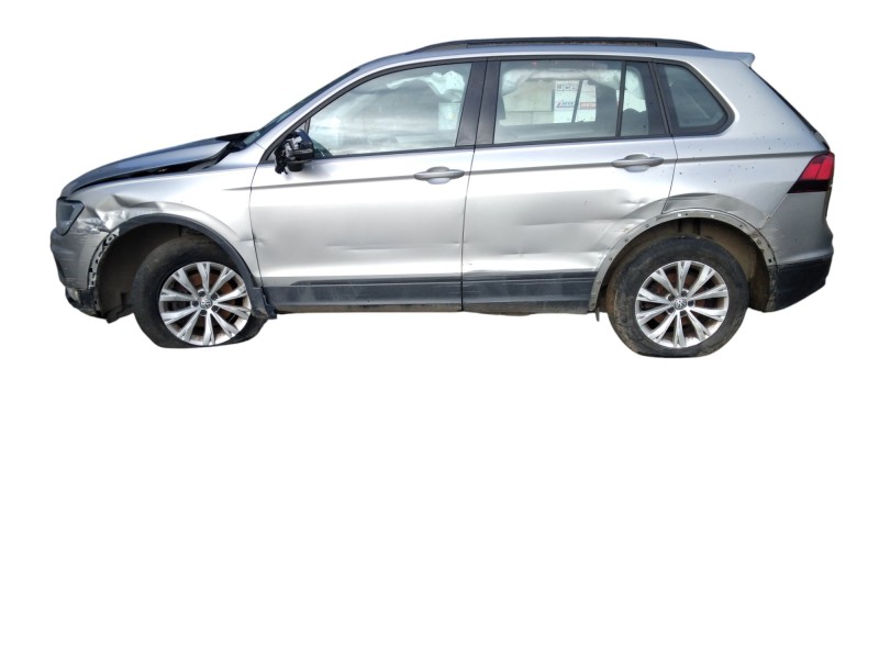 2017 VOLKSWAGEN TIGUAN TRENDLINE 2.0 TDI 115HP MANUAL 6SPEED FWD 5DR for breaking