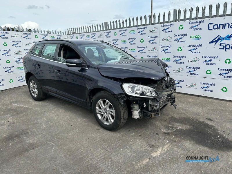 2017 VOLVO XC60 2.0 D4 SE NAV 190BHP AUTO 5DR for breaking