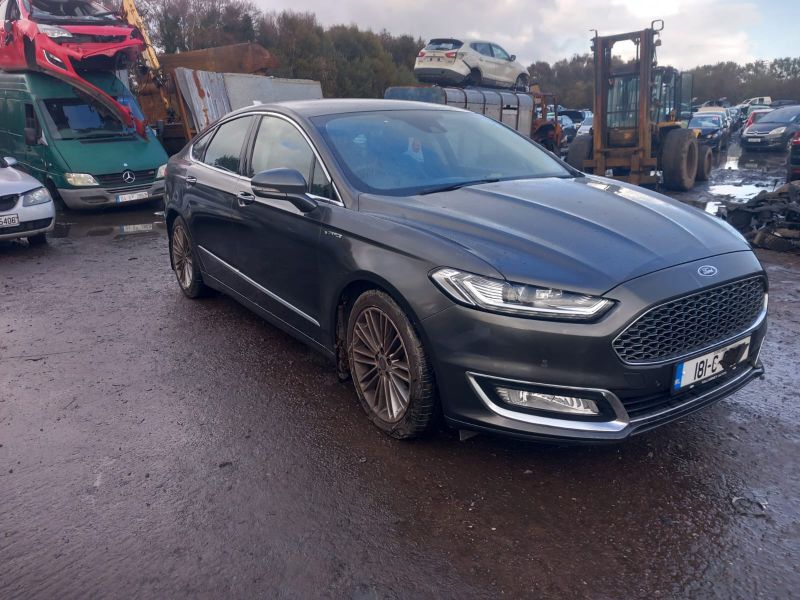 2018 FORD MONDEO VIGNALE 2.0 TD 150PS 6SPEED 5DR 4 for breaking
