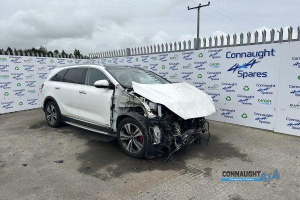 2018 KIA SORENTO GT LINE 5DR AUTO for breaking