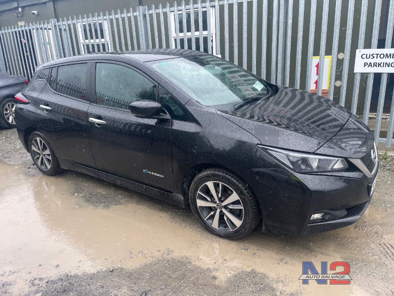 2018 NISSAN LEAF E ACENTA 5DR AUTO for breaking