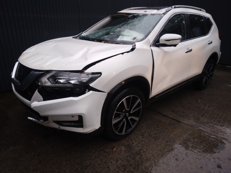 2018 NISSAN X-TRAIL  for breaking