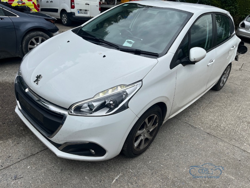 2018 PEUGEOT 208 ACTIVE 1.6 BLUE HDI 75 4DR for breaking